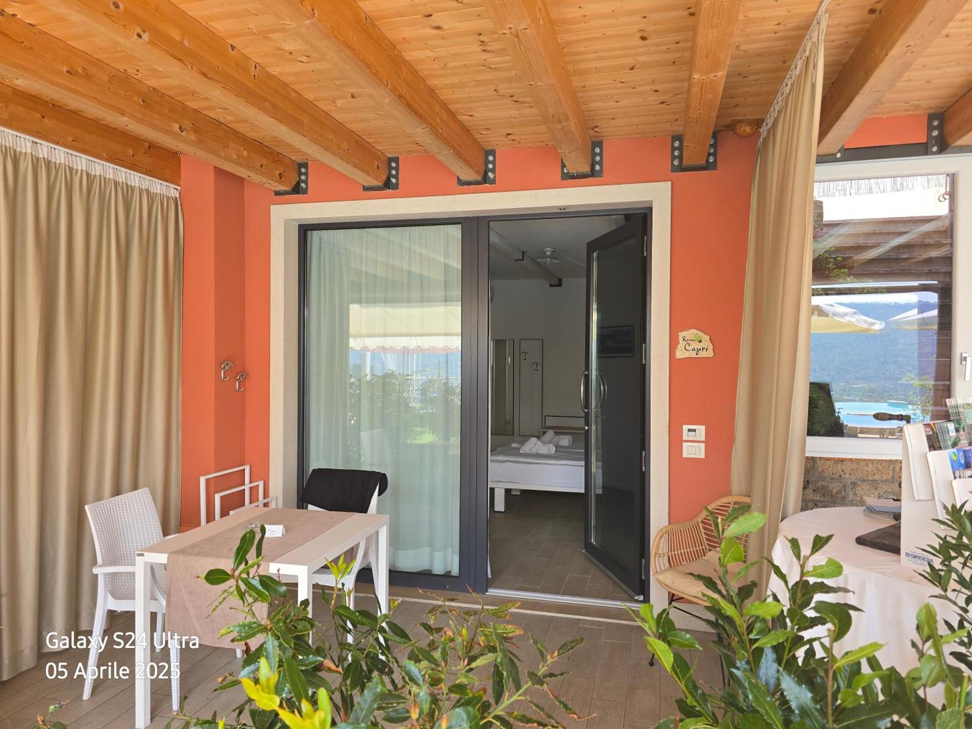Relais Villa Olivi Costermano Quarto foto