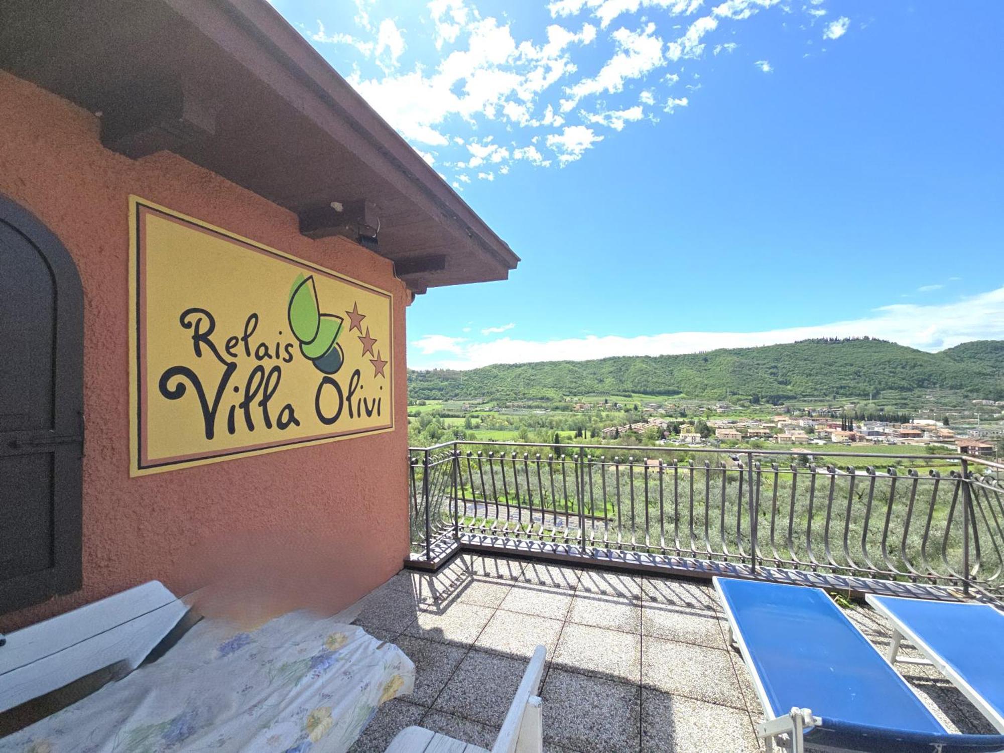Relais Villa Olivi Costermano Quarto foto
